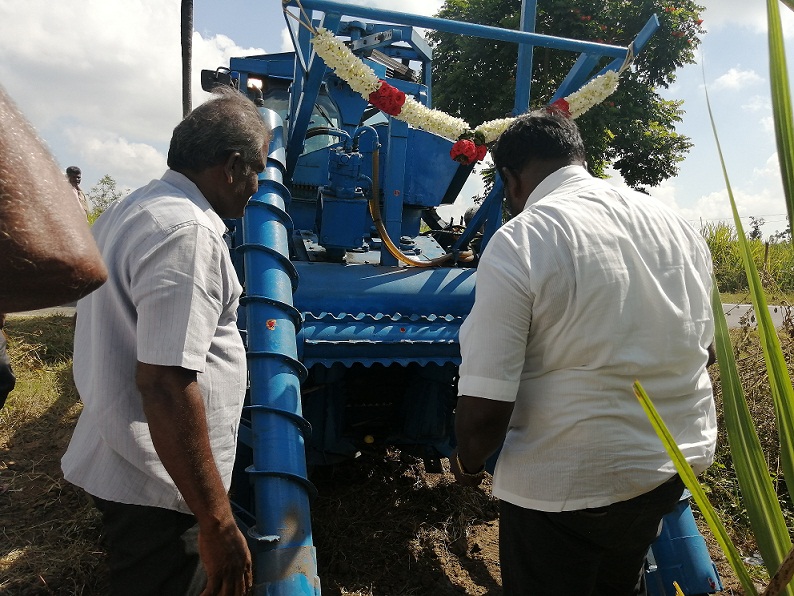 Sugarcane harvester Tamil Nadu